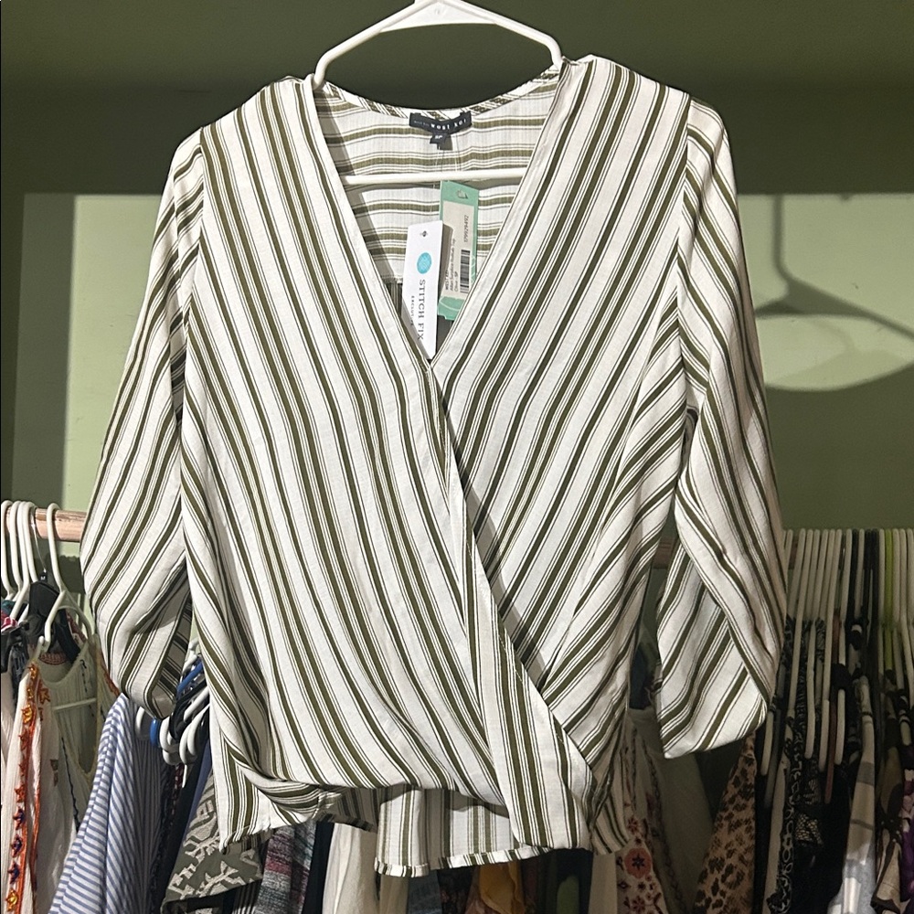 West Kei Allan splice roll tab top in olive